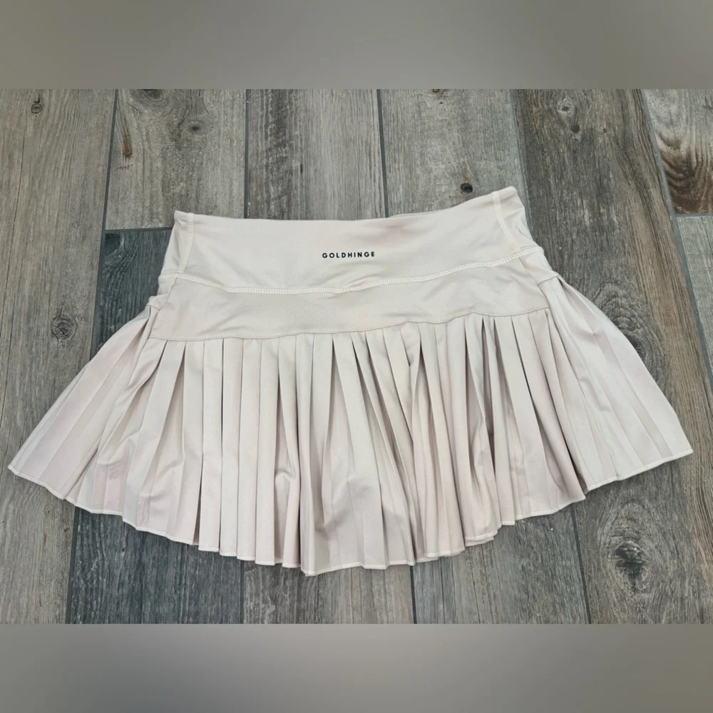 Goldhinge tennis skirt - Picture 3 of 4